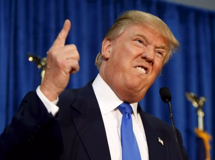 Donald Trump lai khien Dang Cong hoa “phat hoang”