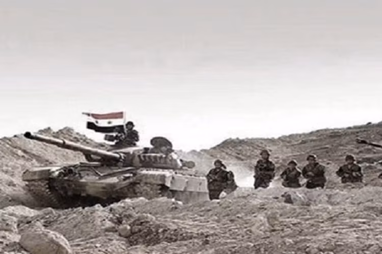 Tin nong: Quan doi Syria pha vo vong vay IS o Deir Ezzor