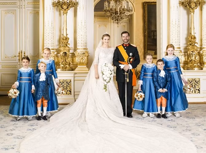 Hoàng thái tử Guillaume, người sẽ kế vị ngai vàng Luxemburg kết hôn cùng nữ bá tước Bỉ Stephanie de Lannoy vào ngày 20/10/2012.