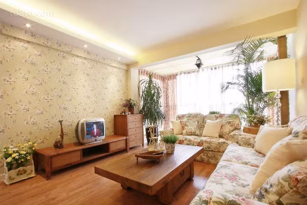 Phòng khách được coi là cửa trong của ngôi nhà, vì thế thiết kế của phòng khách vô cùng quan trọng, không được để lọt hết khí.