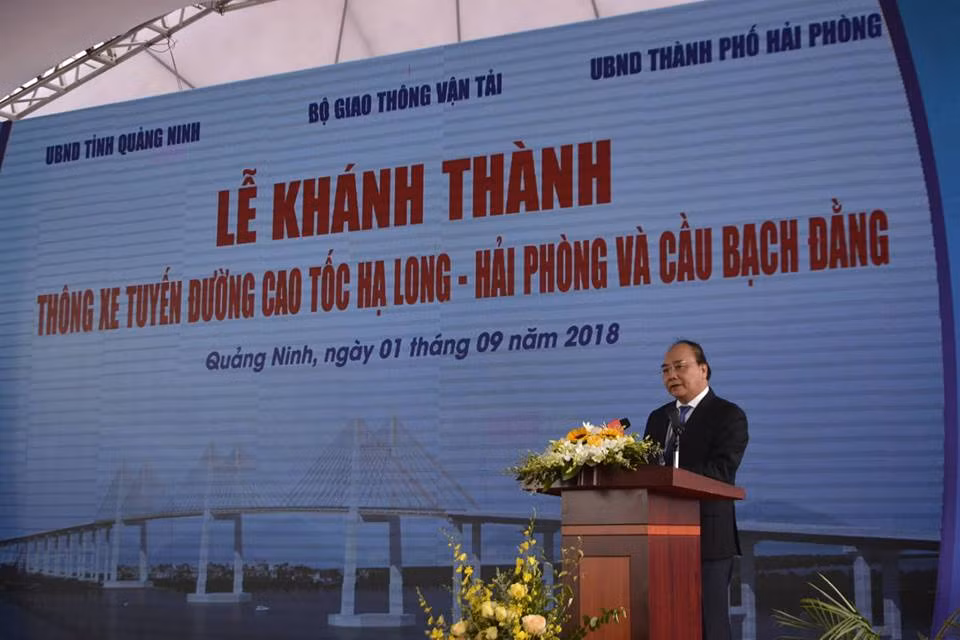 Sáng 01/9, Thủ tướng Nguyễn Xuân Phúc dự lễ khánh thành, thông xe cao tốc Hạ Long-Hải Phòng và cầu Bạch Đằng.