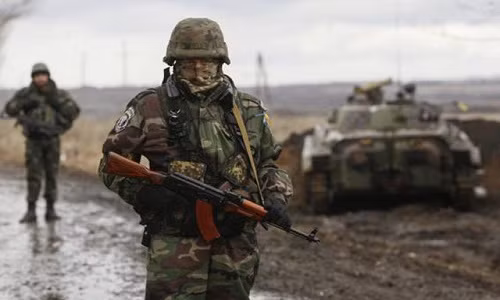 Quan Ukraine roi vao o phuc kich cua li khai