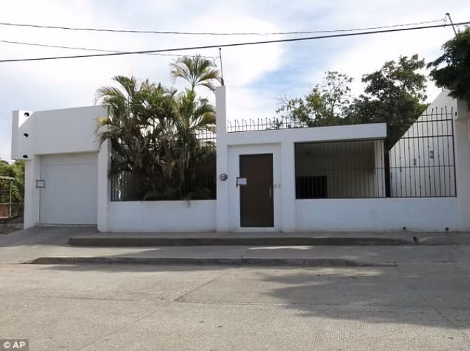 Khoi tai san kech xu cua trum ma tuy Mexico-Hinh-7