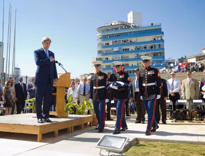 Ngoại trưởng John Kerry tại buổi lễ thượng cờ Mỹ tại Cuba ngày 14/8.