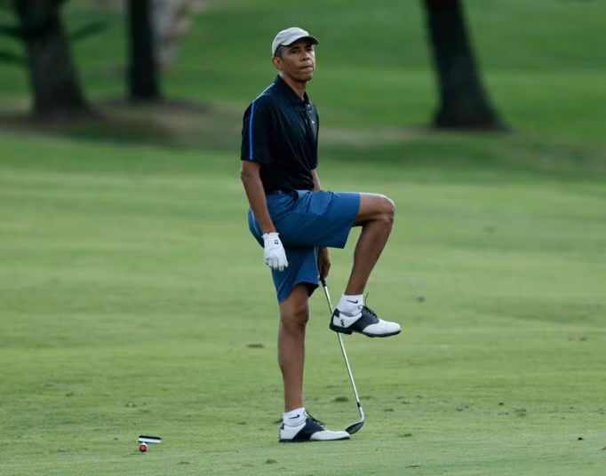 Nhà lãnh đạo nước Mỹ trên sân golf ở Hawaii.