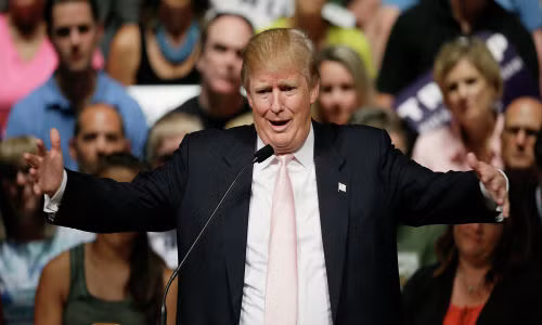Donald Trump: “Khung hoang Ukraine khong phai van de cua My“