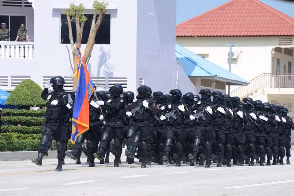 Một đơn vị đặc nhiệm thuộc Lữ đoàn 70 với trang bị cá nhân (mũ trận, giáp bảo vệ thân – tay – chân) không kém gì các đặc nhiệm châu Âu. Nguồn ảnh: bmpd