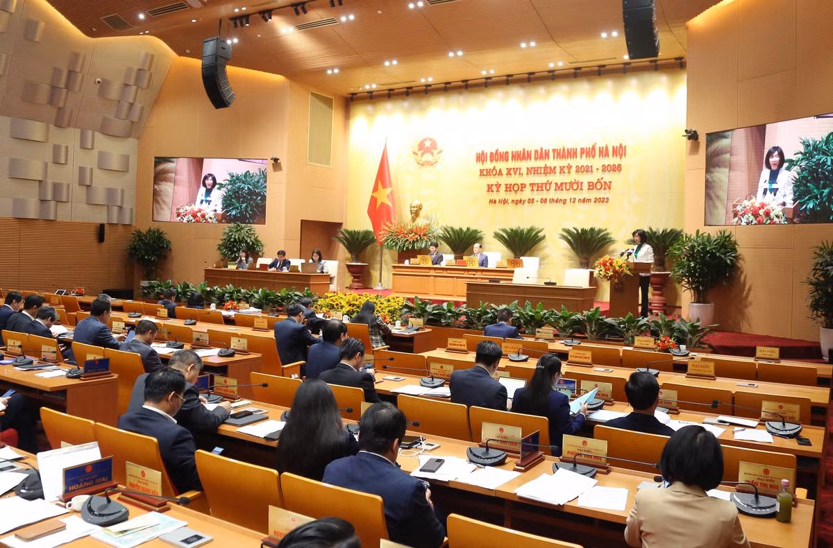 Sau khi Ban Kiểm phiếu công bố kết quả kiểm phiếu, thư ký kỳ họp đã trình bày dự thảo nghị quyết xác nhận kết quả lấy phiếu tín nhiệm đối với những người giữ chức vụ do Quốc hội bầu. Tiếp đó, các đại biểu biểu quyết thông qua nghị quyết xác nhận kết quả lấy phiếu tín nhiệm đối với những người giữ chức vụ do HĐND TP Hà Nội bầu (86/86 đại biểu tán thành).