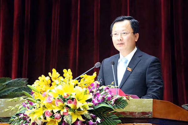 Tân Chủ tịch UBND tỉnh Quảng Ninh là ai? Tan Chu tich UBND tinh Quang Ninh la ai?
