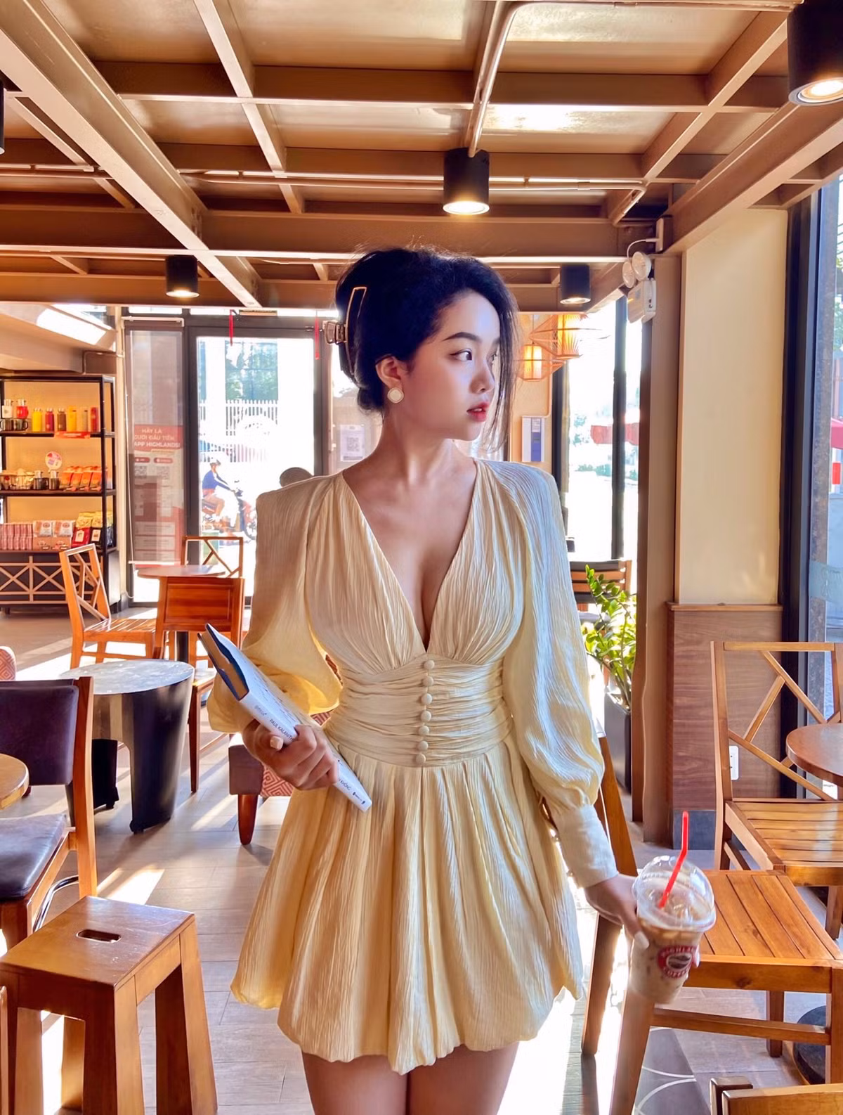 Để có được vóc dáng chuẩn mực diện đồ ôm sát gợi cảm, Phan Ngọc Thiện Mỹ cực kỳ chú trọng đến việc làm đẹp và giữ dáng.