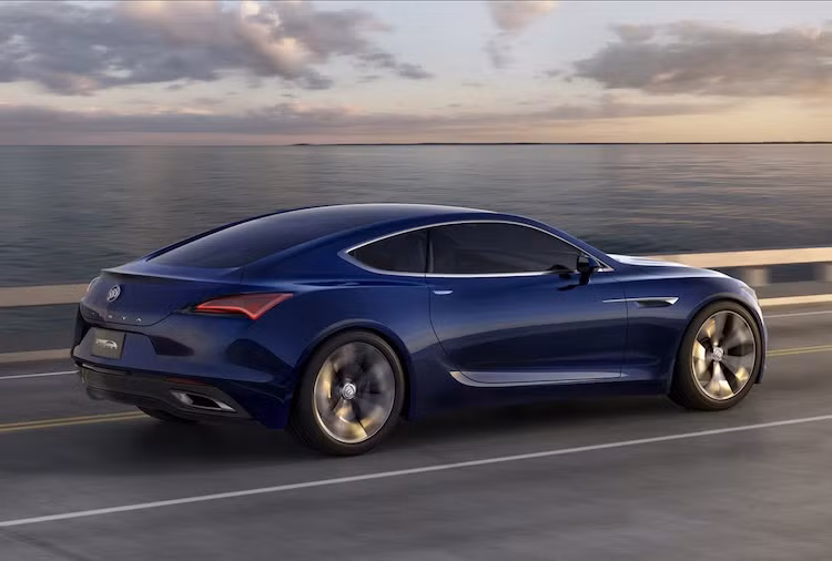 Hiện mới chỉ ở dạng xe ý tưởng nhưng nhiều khả năng Buick có thể sản xuất hàng loạt Avista nếu như nhận được phản hồi tích cực tại triển lãm Detroit đang diễn ra.