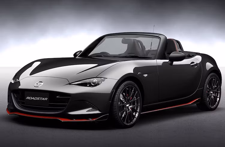 Bên cạnh Roadster NR-A Racing Spec, Mazda còn đem tới một chiếc Roadster khác với tên gọi RS Racing Concept.