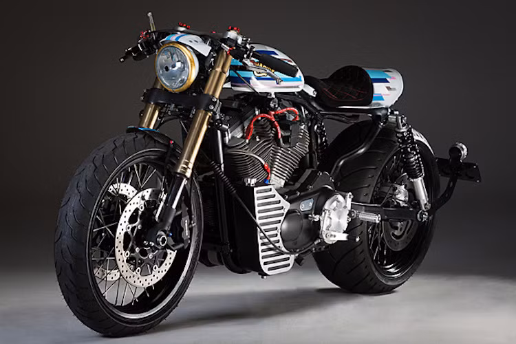 Với bản độ Harley-Davidson Sportster 883 theo phong cách xe đua drag này, Mean Machines đã từng gây "chấn động" làng độ xe với chiếc Triumph Bonneville cafe racer của mình. Bản độ Harley-Davidson mới nhất được đặt tên là "Furiosa" theo một nhân vật trong phim Mad Max.