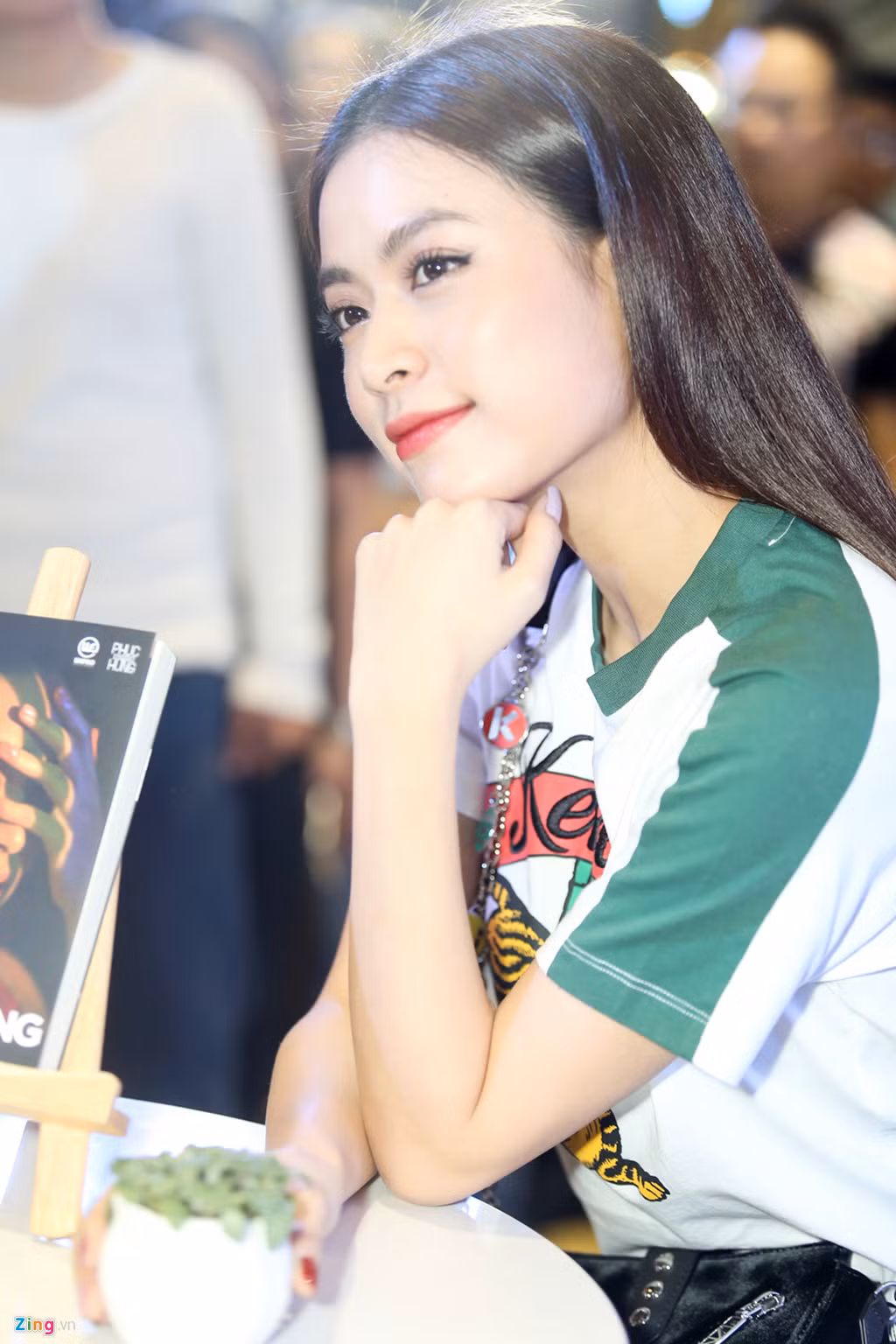 Có thể nói, sau scandal năm 19 tuổi, Hoàng Thùy Linh đã xây dựng một sự nghiệp hầu như sạch bê bối trong showbiz Việt.