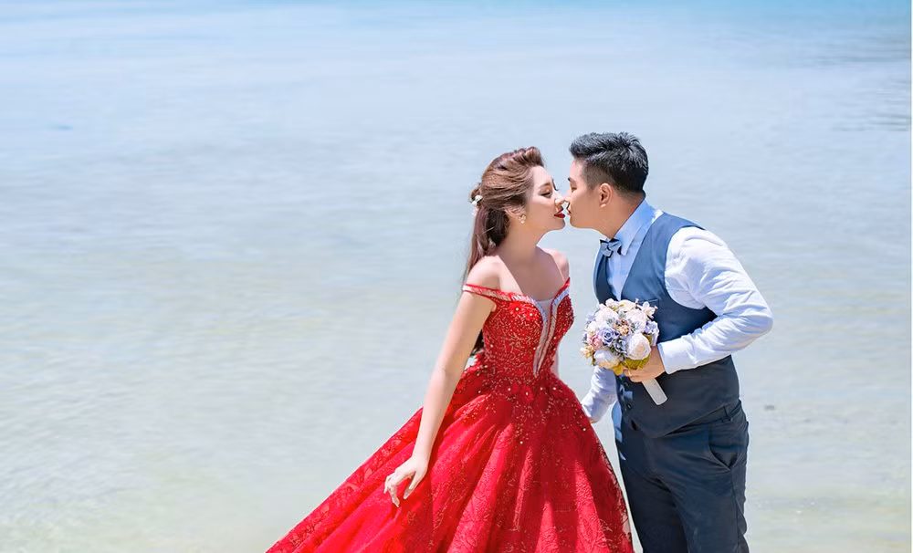 Hoa hậu Đặng Thu Thảo bảo những kỷ niệm tuyệt vời khi đi chụp ảnh cưới sẽ mãi theo cô suốt những tháng ngày hôn nhân sau này.