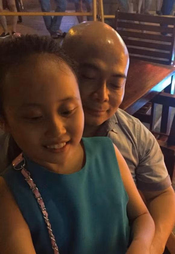Con gái Phương Thanh và bố ruột.