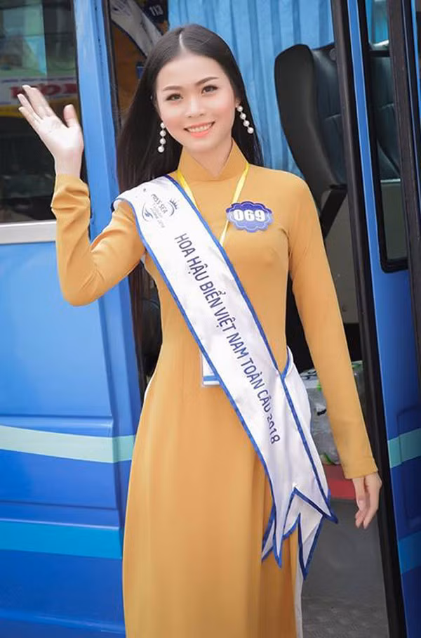 Thần thái của Kim Ngọc chưa thực sự thu hút công chúng.