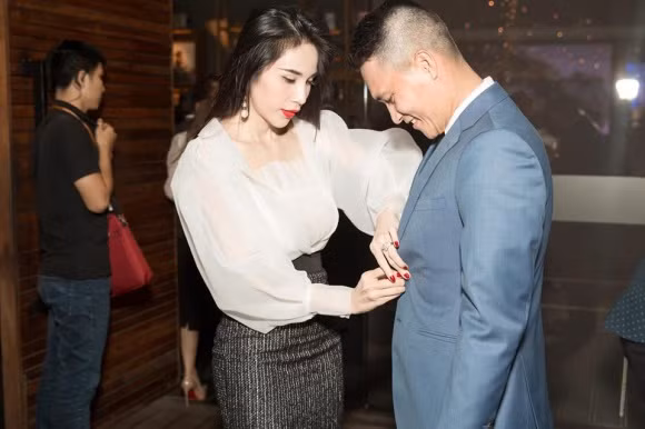 Vợ chồng Thủy Tiên - Công Vinh.