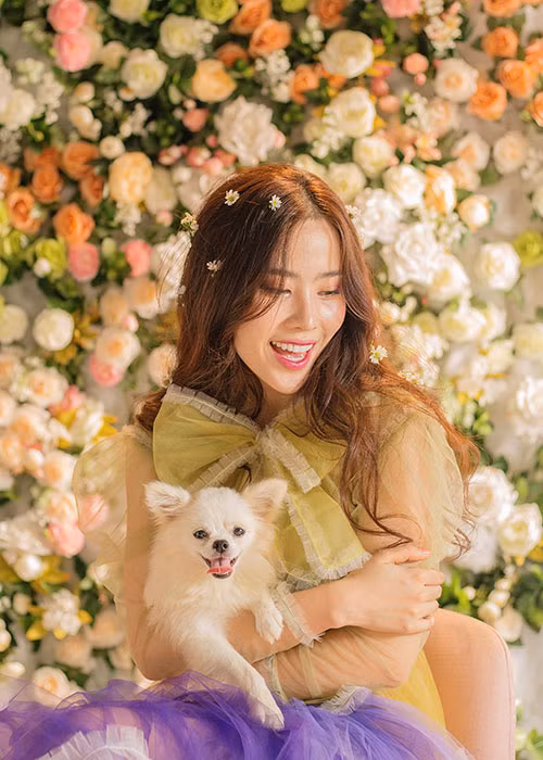 Không còn là cuộc dạo chơi, Nam Em quyết định sẽ đi theo con đường ca hát một cách chuyên nghiệp.