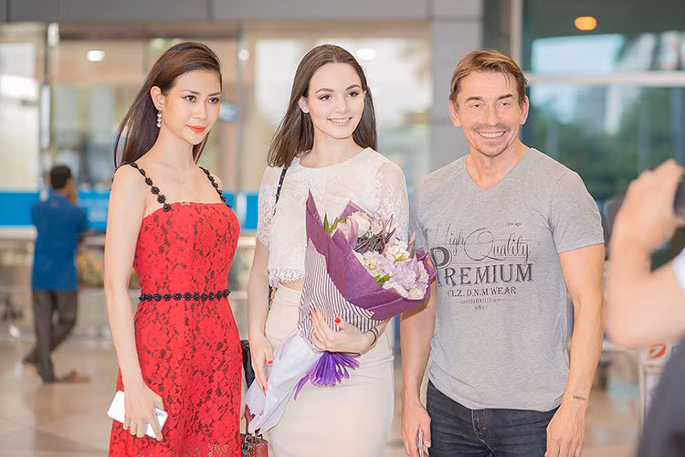 Liên Phương chia sẻ, cô sẽ là hướng dẫn viên cho nàng hoa hậu người Nga trong những ngày người đẹp này ở Việt Nam.