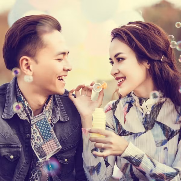 Vợ chồng Tú Vi - Văn Anh.