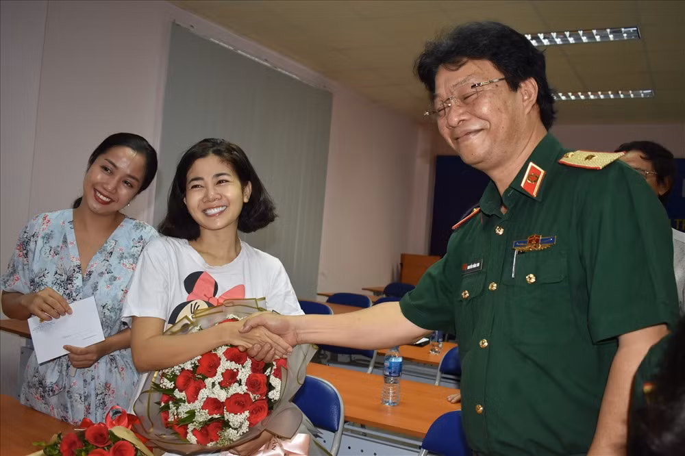 Mai Phuong rang ro xuat vien sau thoi gian dieu tri ung thu-Hinh-2