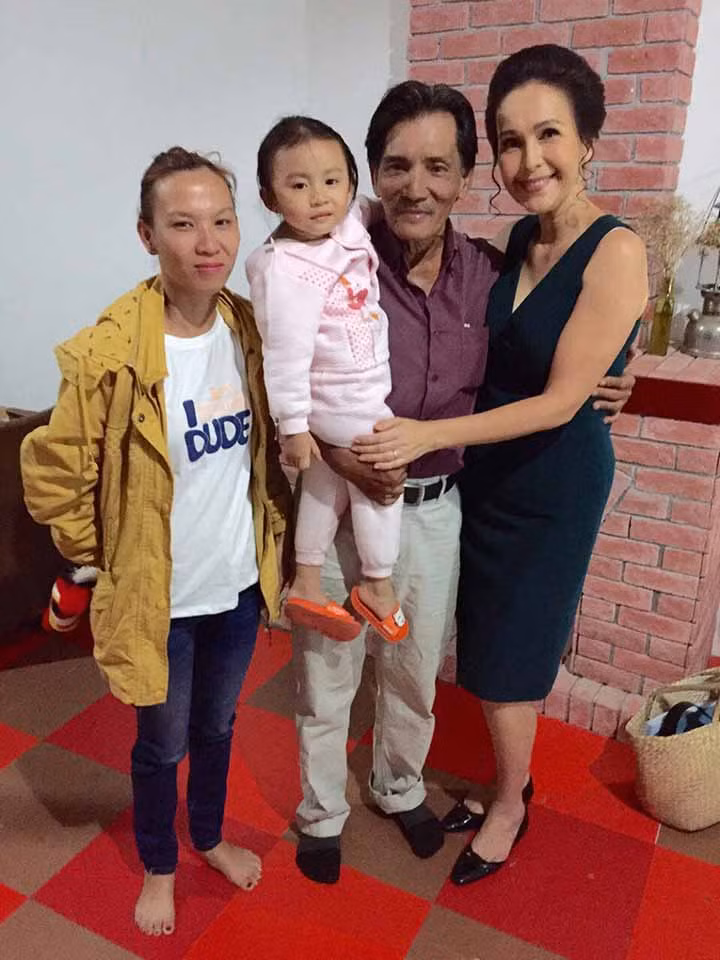 Tình cũ Diễm My và gia đình Thương Tín có mối quan hệ rất tốt.