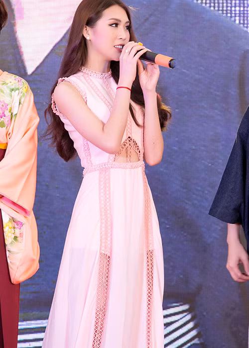 Tường Linh bày tỏ niềm háo hức được tham dự lễ hội, lắng nghe và tìm hiểu về những nét văn hóa đặc trưng của nước Nhật.