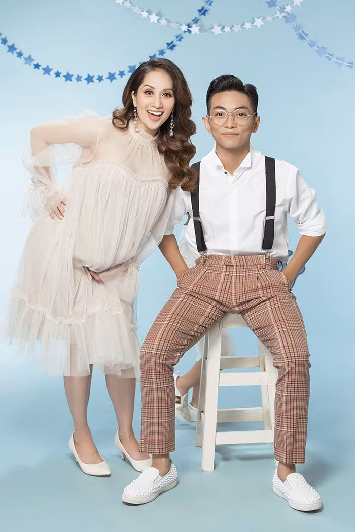 Nhưng nữ hoàng dancesport vẫn giữ cho mình vẻ đẹp trẻ trung, rạng ngời đầy sức sống.