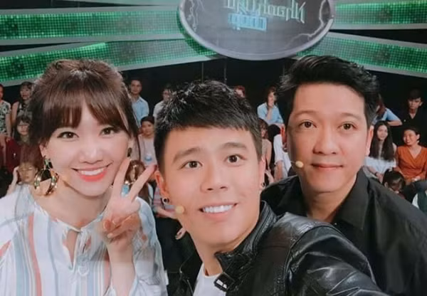  Trường Giang lộ vẻ tiều tuỵ trong buổi ghi hình show mới.