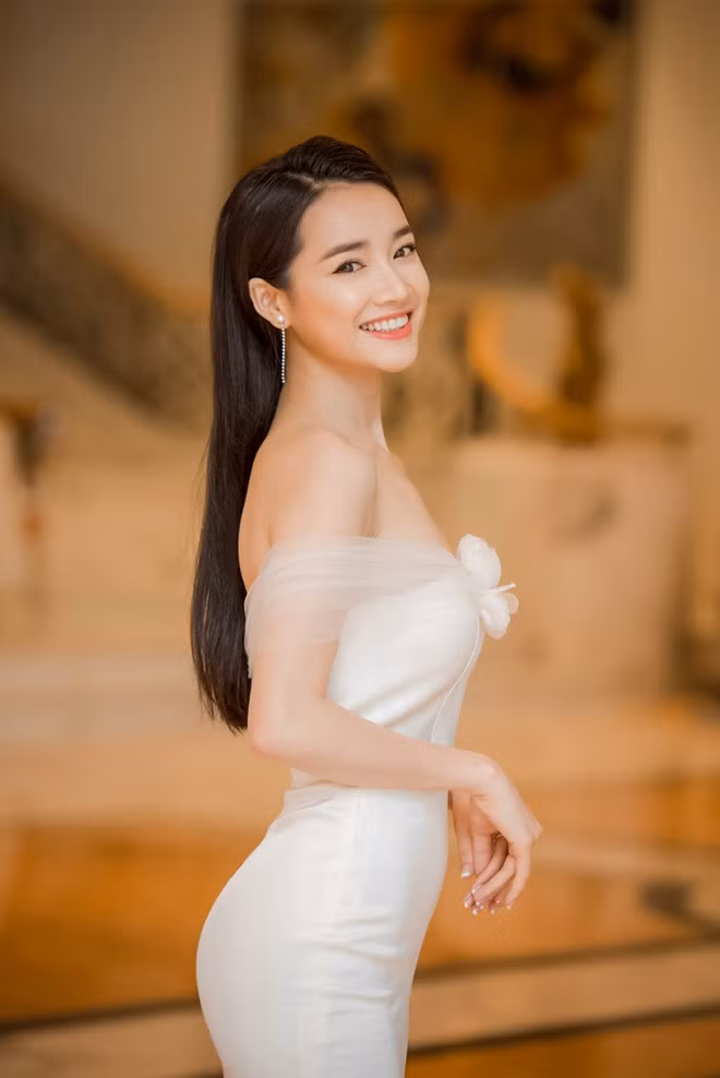 Ro tin don Nha Phuong mang bau 3 thang voi Truong Giang