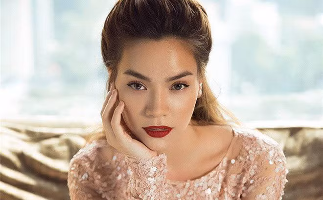 Hồ Ngọc Hà.
