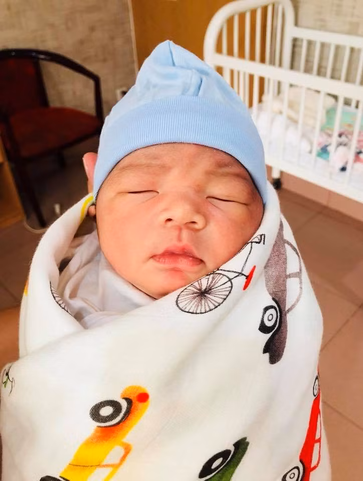 Hình ảnh Hải Băng mang bầu con trai thứ 2.