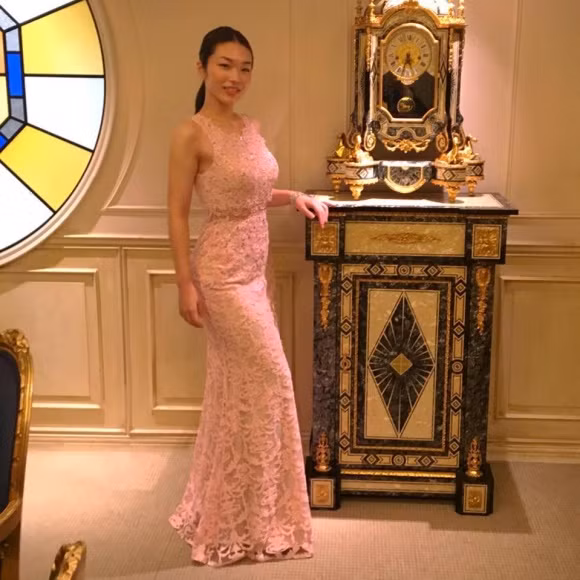 Tân Hoa hậu Thế giới Nhật Bản sở hữu chiều cao ấn tượng.