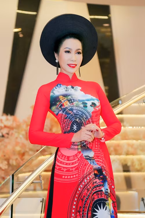Sau nhiều năm giành ngôi vị á hậu, Trịnh Kim Chi ngày càng mặn mà, đằm thắm.