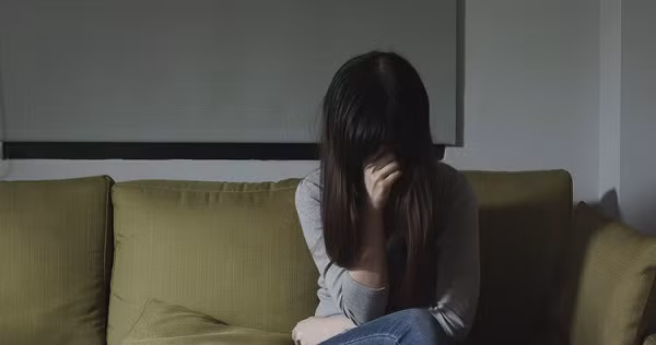 Đi vệ sinh, người phụ nữ hết hồn vì tử cung rơi ra ngoài Di ve sinh, nguoi phu nu het hon vi tu cung roi ra ngoai