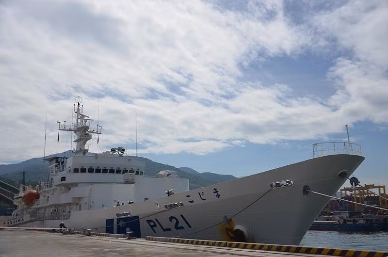 Muc kich tau tuan tra Kojima cua Nhat Ban cap cang Da Nang
