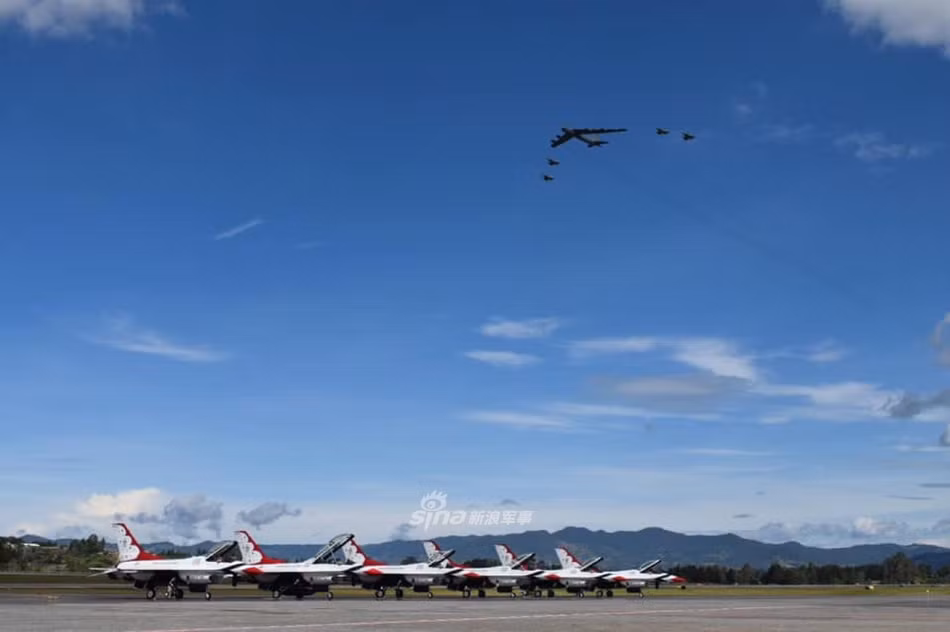Triển lãm hàng không hiện đang diễn ra tại Colombia mang tên F-AIR, được tổ chức với quy mô cực kỳ hoành tráng để kỷ niệm 100 năm ngày thành lập lực lượng không quân Colombia. Nguồn ảnh: Sina.