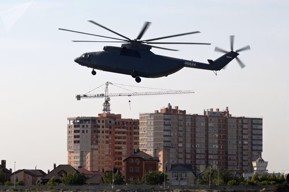 Trong khi đó trực thăng vận tải hạng nặng Mi-26 lại được sử dụng trên hàng chục quốc gia trên thế giới bao gồm Trung Quốc, Campuchia, Mexico,... Nguồn ảnh: Sputnik.