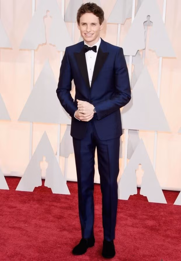 Nam tài tử bảnh trai Eddie Redmayne là ứng cử viên cho Oscar Nam chính với vai diễn thiên tài tàn tật Stephen Hawking trong “The Theory of Everything”.