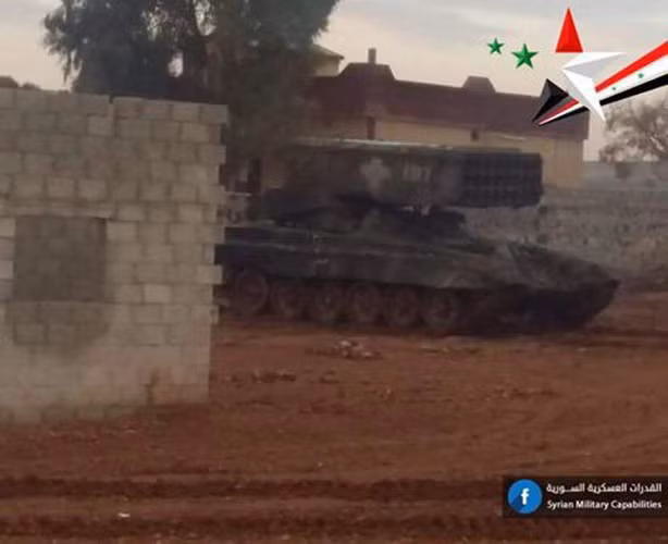Trong chiến dịch tiến công phiến quân tại Idlib năm 2018, lực lượng dân quân do Iran hậu thuẫn không tham chiến mà đóng quân tại các vị trí an toàn dọc biên giới với Iraq, chỉ để quân đội Syria đơn độc hành động. 