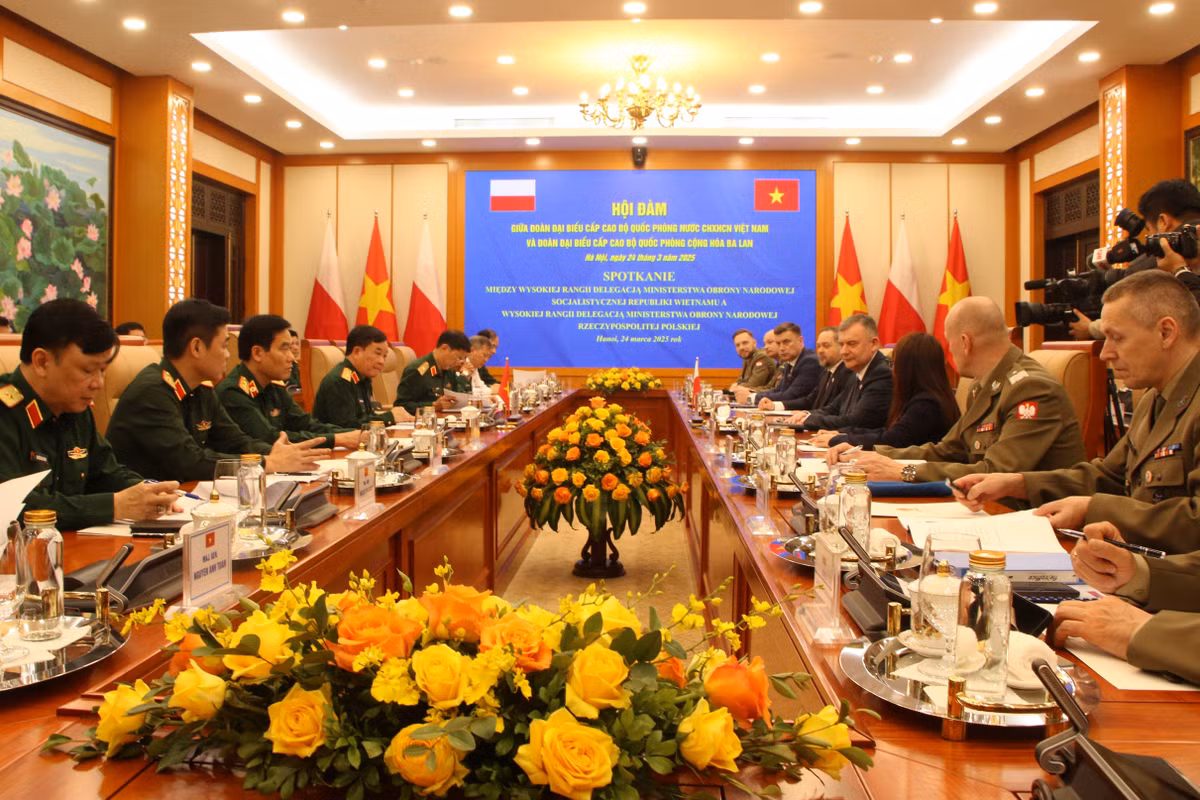 Viet Nam la doi tac cong nghiep quoc phong quan trong cua Ba Lan