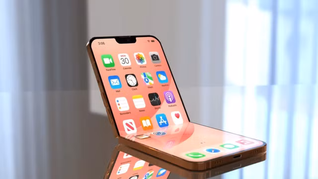 Cụ thể, nhà phân tích Ming-Chi Kuo cho rằng, Apple đang nghiên cứu, thử nghiệm công nghệ màn hình màu E Ink (Electronic Paper Display - màn hình giấy điện tử) trên mẫu iPhone gập.