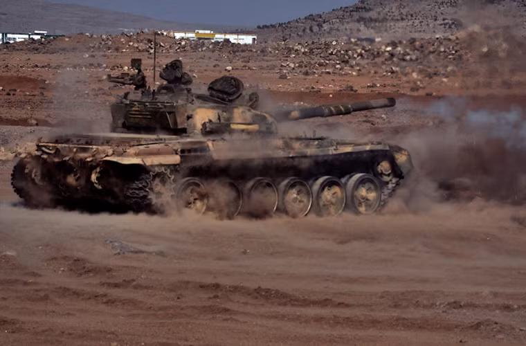 Giới lãnh đạo Quân đội Syria đang dần thay đổi quan điểm tuyên truyền, tăng cường việc xuất bản các hình ảnh đẹp, oai hùng nhằm tăng độ tin cậy của người dân với quân đội vốn bị mất điểm rất nhiều trong cuộc nội chiến. Nguồn ảnh: Oryx