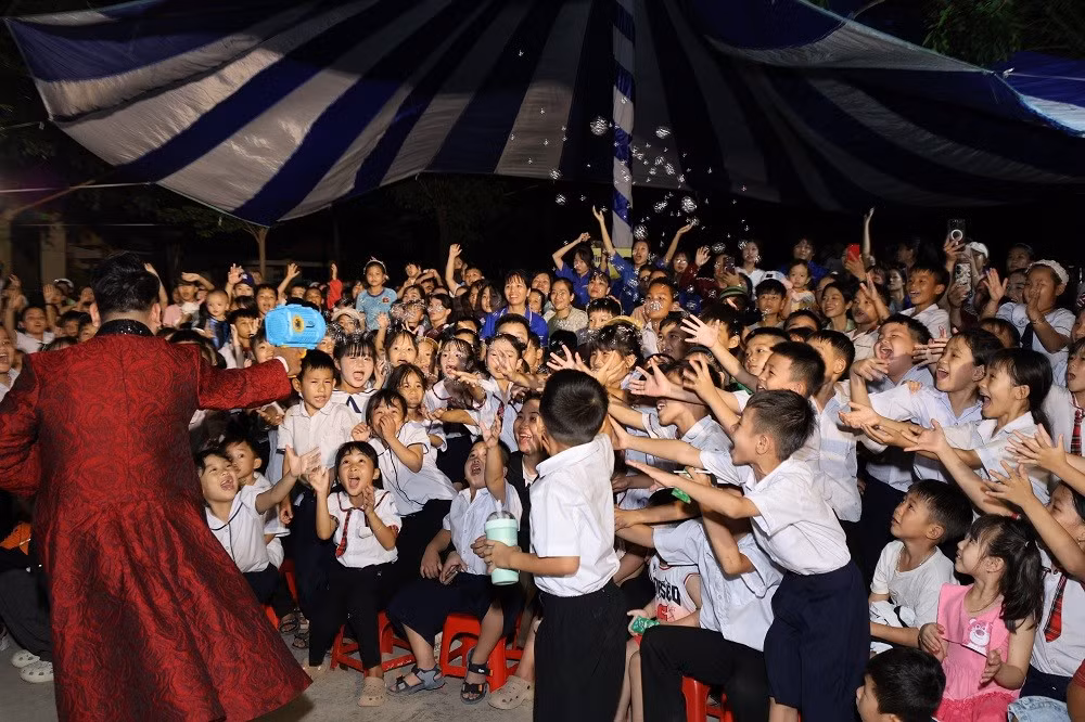 Gallery - Gần 40.000 trẻ em cả nước vui đón Trung thu cùng Vinamilk - image 5