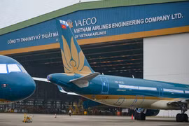 VAECO chọn nhà thầu cung cấp xe thang bảo dưỡng máy bay giá hơn 6,4 tỷ đồng