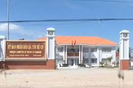 Tân Hộ Cơ: Gói thầu hơn 4,1 tỷ đồng chỉ duy nhất một nhà thầu tham dự