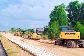 Đồng Nai tăng tốc thi công 19 dự án trọng điểm, chạy đua bù tiến độ giải ngân