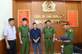 Đồng Nai: Khởi tố 2 bị can đổ chất thải da bò gây ô nhiễm môi trường