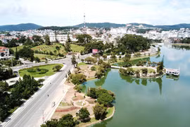 Lâm Đồng đưa du lịch thành ngành kinh tế động lực, thúc đẩy tăng trưởng